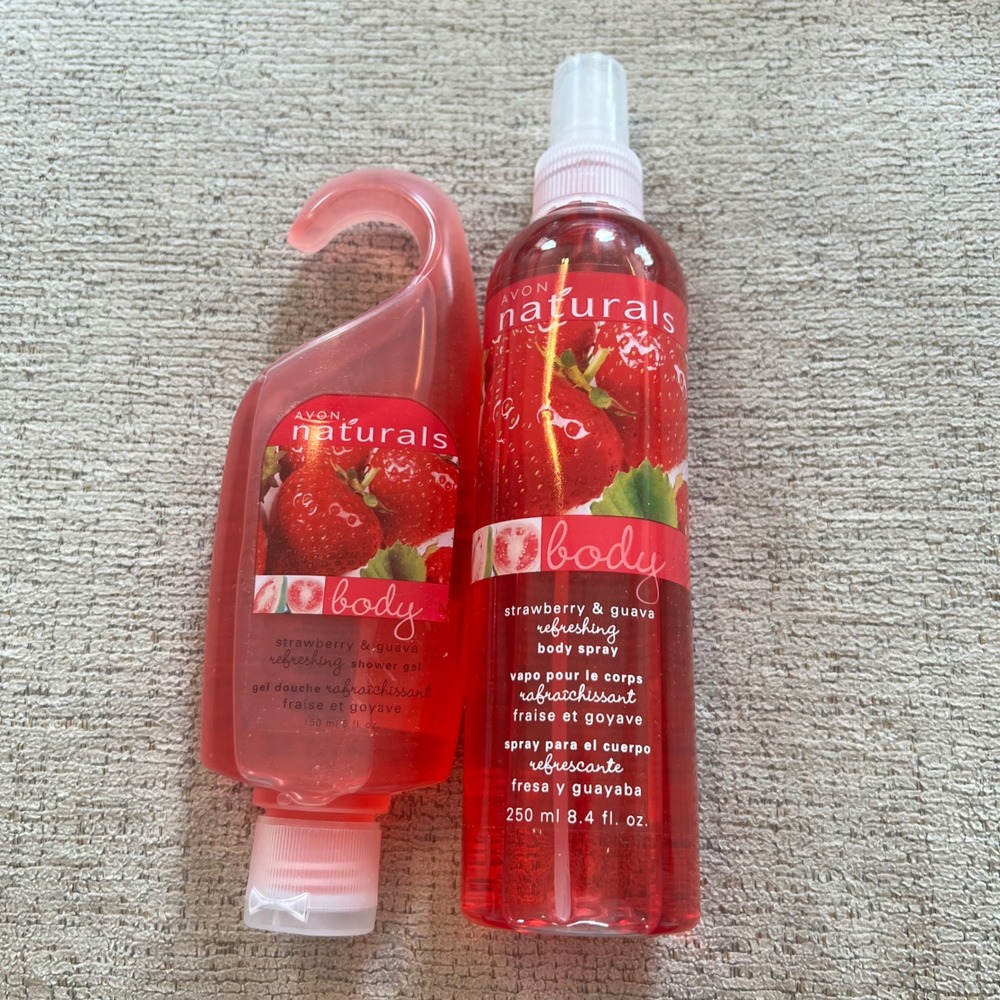 Avon Naturals Strawberry & Guava Body Spray and Shower Gel Set 2008 Vintage